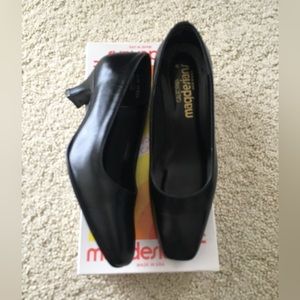 New California Magdesians heels pumps Ann Black kidskin Leather kitten 6.5
